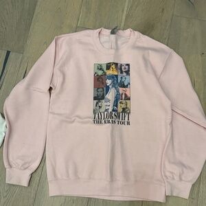Taylor Swift Era’s Tour Sweatshirt Size Small